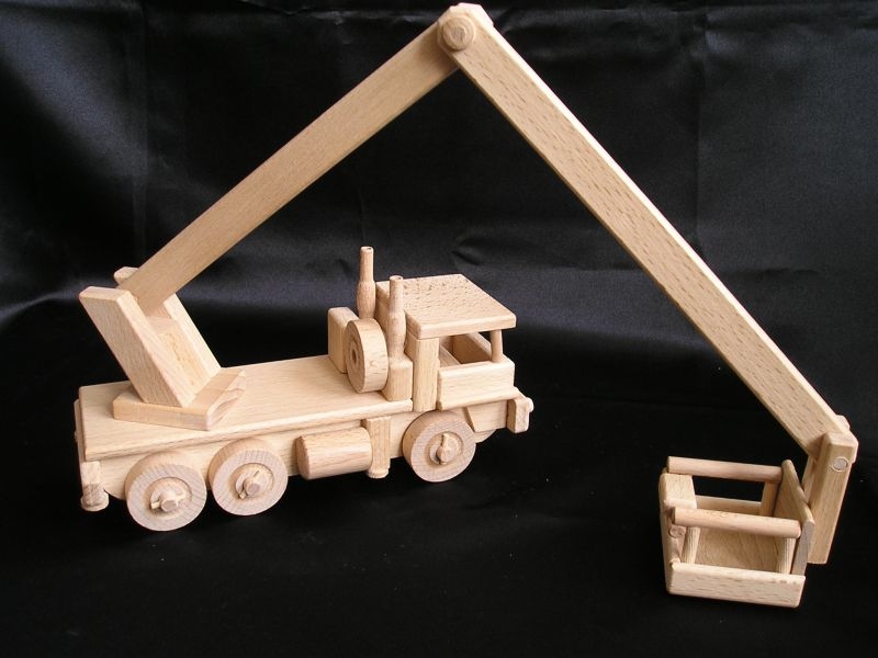 moving wooden toys