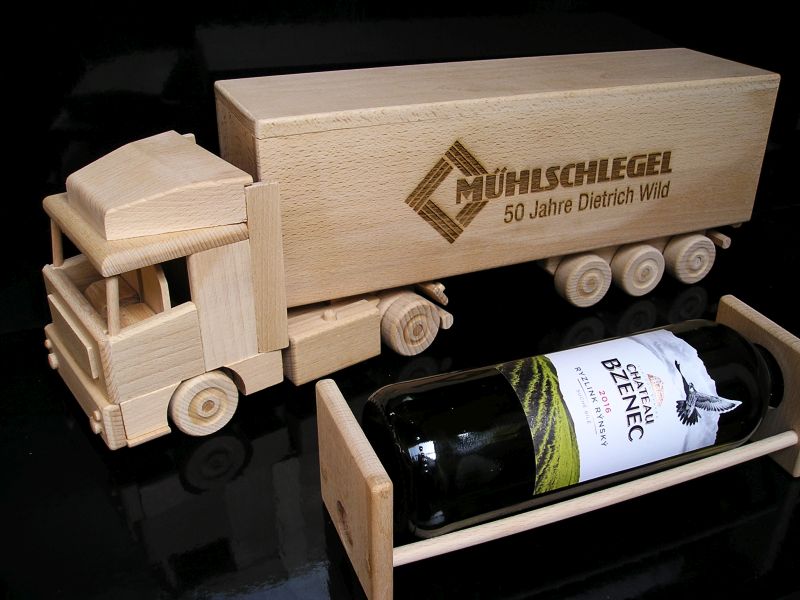 Gifts for truck drivers - Wooden Gifts SOLY